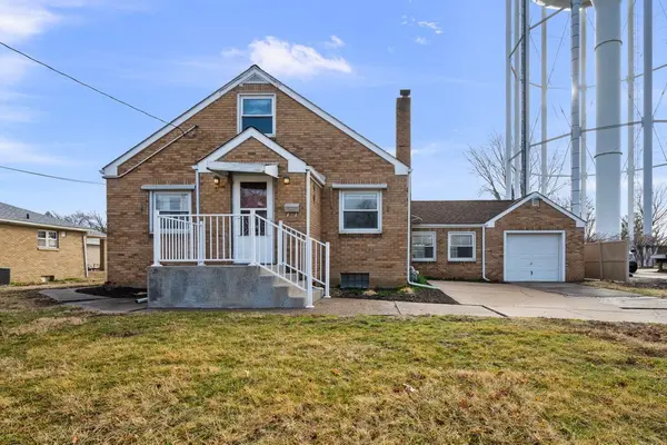 3049 38th ST, Rock Island, IL 61201