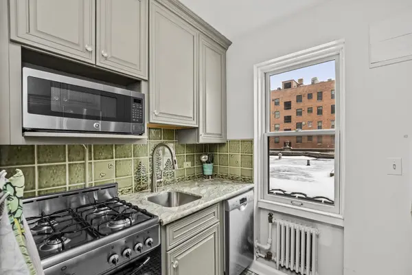 1519 Hinman AVE #4C, Evanston, IL 60201