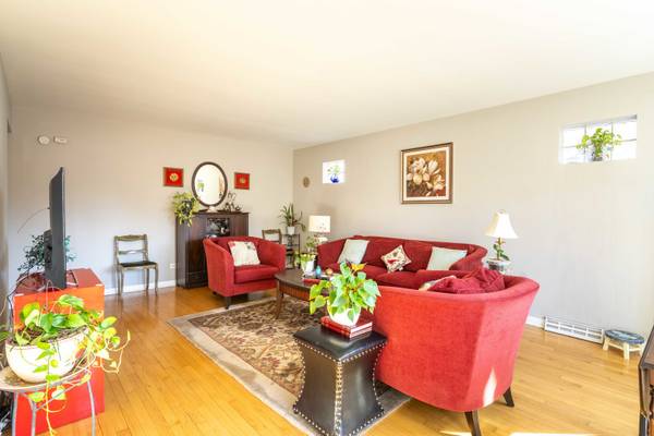5029 N Nagle AVE, Chicago, IL 60630