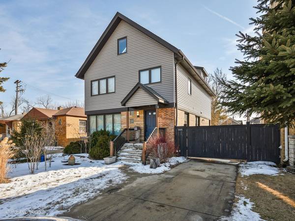 5881 N CENTRAL AVE, Chicago, IL 60646