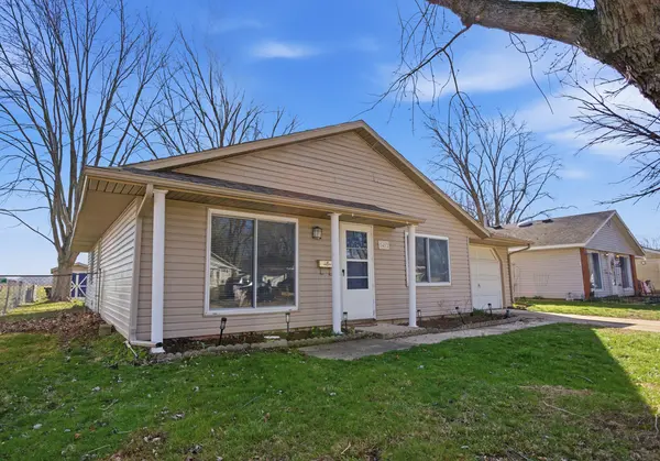 1412 S 2nd ST, Mattoon, IL 61938