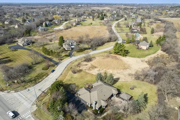 24963 N Abbey Glenn DR, Hawthorn Woods, IL 60047
