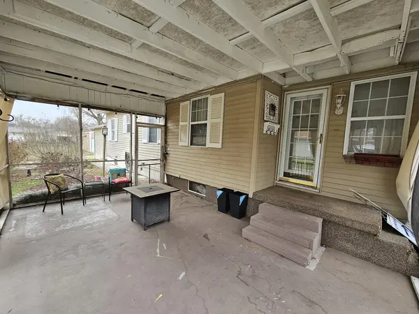 615 Mitchell ST, Benton, IL 62812