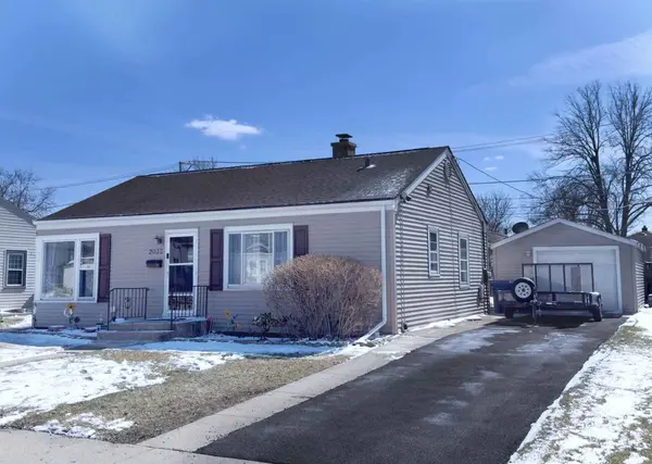 2035 Fargo AVE, Des Plaines, IL 60018