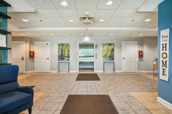 1930 N Harlem AVE #302, Elmwood Park, IL 60707