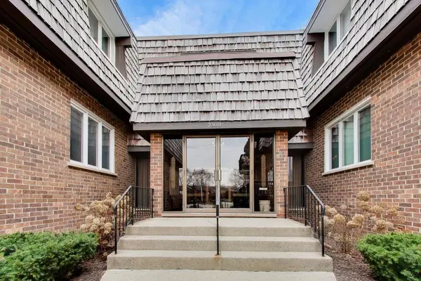 2300 W Talcott RD #1D, Park Ridge, IL 60068