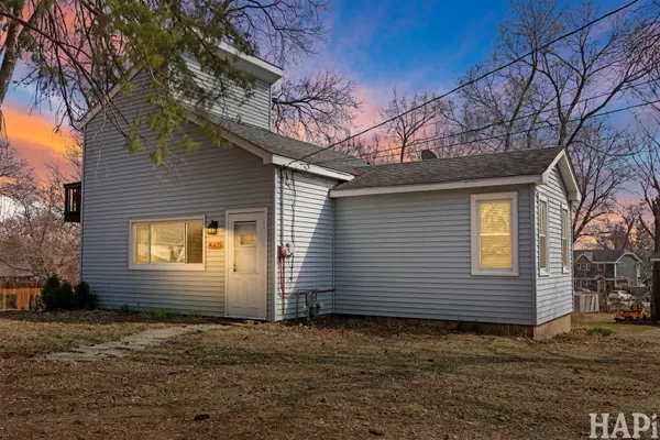 41679 N Country Club DR, Antioch, IL 60002