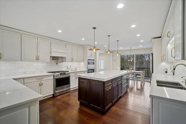 480 E Il Route 22, Barrington, IL 60010