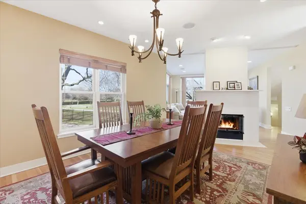 950 W Berwyn AVE #9, Chicago, IL 60640