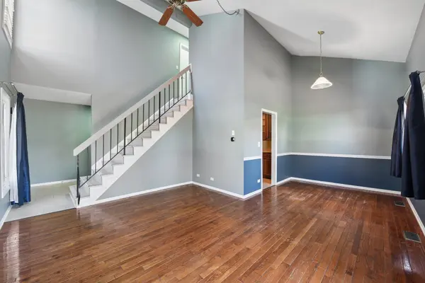 1110 Sausalito CT, Bartlett, IL 60103