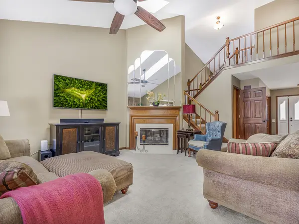 113 Dijon CT, Bloomingdale, IL 60108