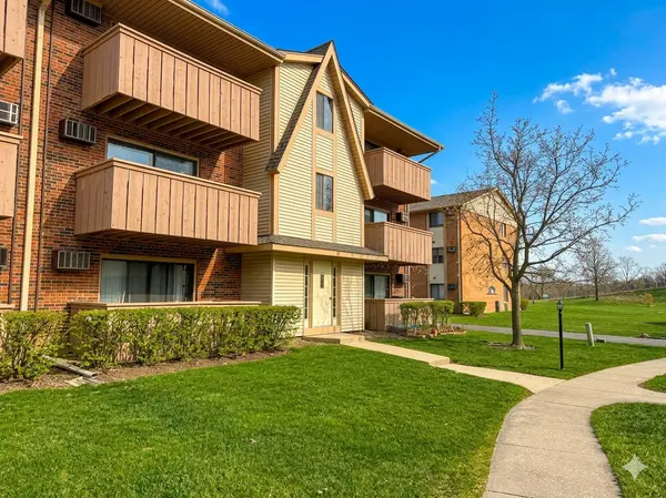 11 Cedar CT #3,  Vernon Hills,  IL 60061