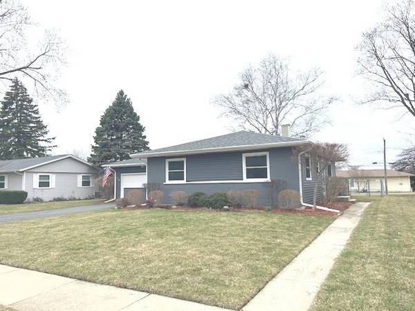 1242 N Linden AVE, Palatine, IL 60074