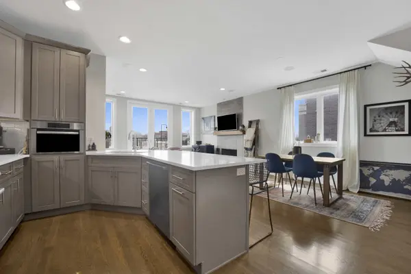 3140 N Elston AVE #3S, Chicago, IL 60618