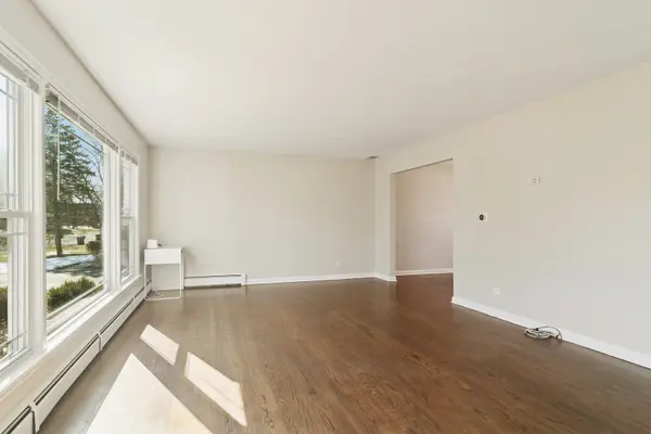 248 Beverly RD, Barrington, IL 60010