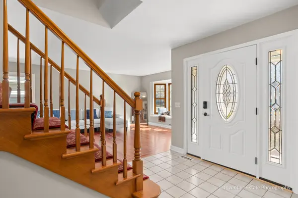 1864 Slippery Rock RD, Naperville, IL 60565