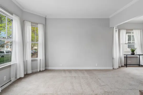 5027 W Ainslie ST, Chicago, IL 60630