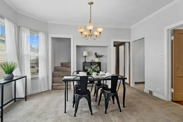 5027 W Ainslie ST, Chicago, IL 60630
