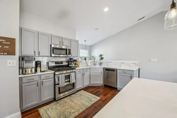 1078 Parkhill CIR #1078, Aurora, IL 60502