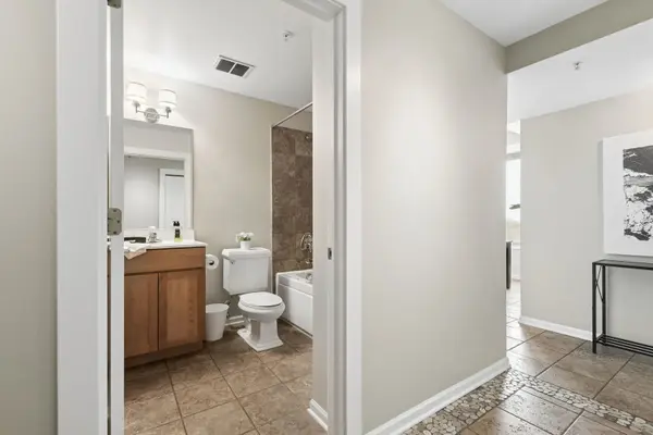 515 MAIN ST #802, Evanston, IL 60202