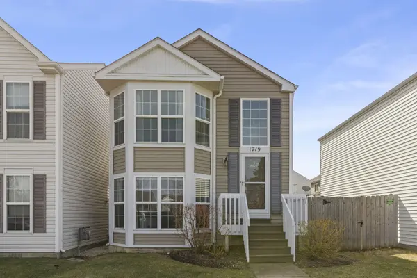 1719 Ravine Park LN, Aurora, IL 60504
