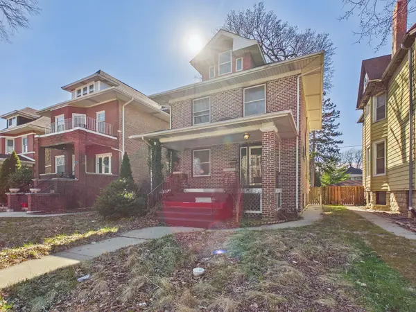 226 N Austin BLVD, Oak Park, IL 60302