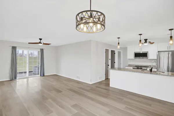 7636 Creek BND #7636, Rockford, IL 61114
