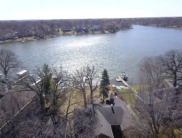 24301 Forest DR N, Lake Zurich, IL 60047