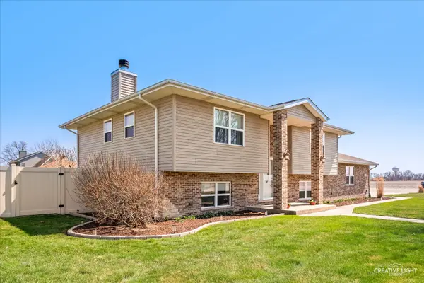 1075 S Illinois ST, Coal City, IL 60416