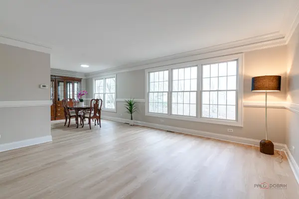 765 Old Mill Grove RD, Lake Zurich, IL 60047