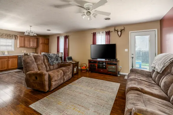 1802 Bridge ST, Marion, IL 62959