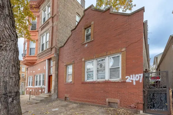 2407 S Albany AVE, Chicago, IL 60623
