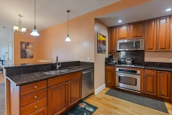5036 N Lockwood AVE #3, Chicago, IL 60630