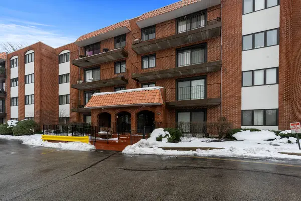 2086 Saint Johns AVE #306,  Highland Park,  IL 60035