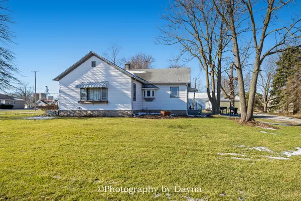209 E Lafayette ST, Ashkum, IL 60911