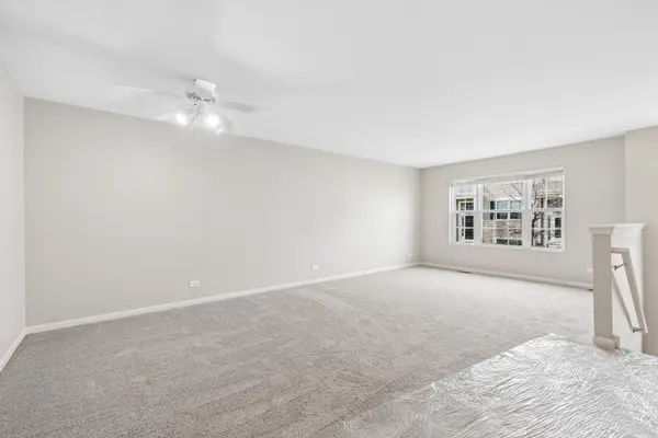 1104 Piccolo LN, Volo, IL 60073