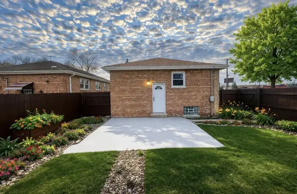 12401 Justine ST, Calumet Park, IL 60827