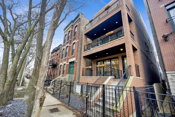 940 N Wolcott AVE #1, Chicago, IL 60622