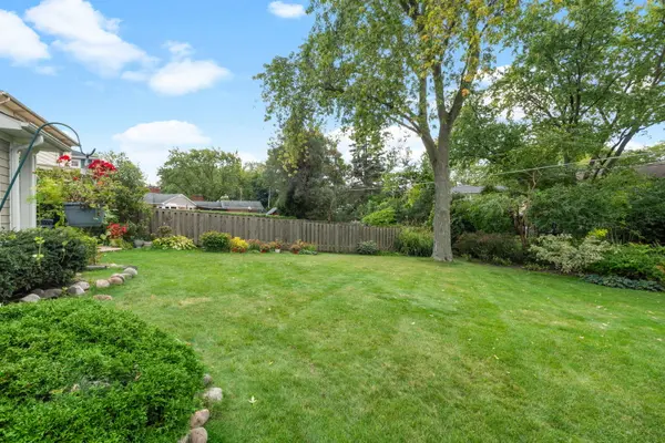 528 S Walnut AVE, Arlington Heights, IL 60005