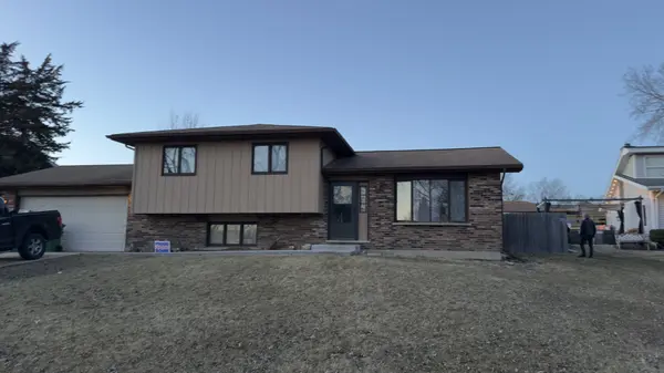 1222 Will DR, Lockport, IL 60441