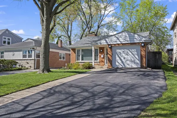 790 Pleasant AVE, Highland Park, IL 60035