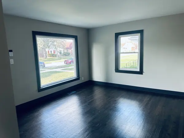 35 166th PL, Calumet City, IL 60409