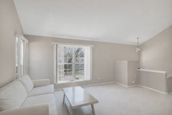 1650 Orchard CT, West Chicago, IL 60185