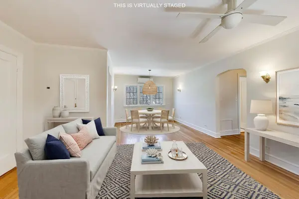 555 Hill TER #307, Winnetka, IL 60093
