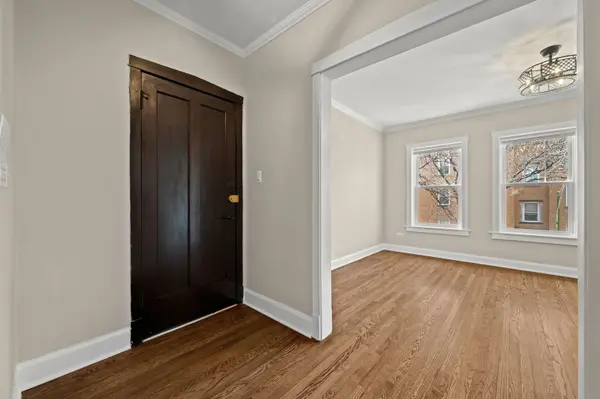 4941 N Lester AVE #4, Chicago, IL 60630