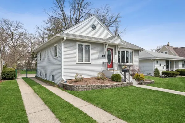 124 E Jackson ST, Villa Park, IL 60181