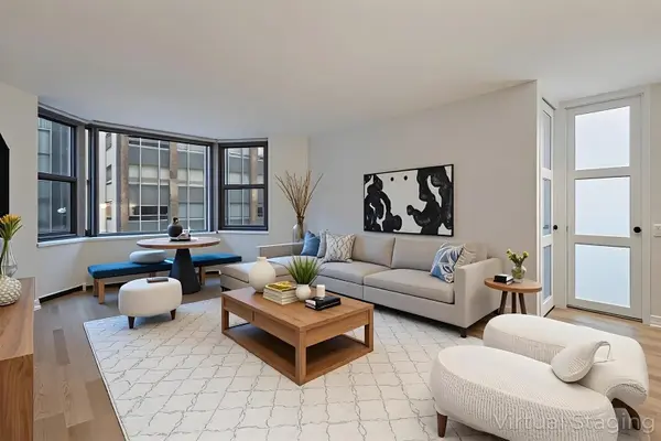 535 N Michigan AVE #905, Chicago, IL 60611