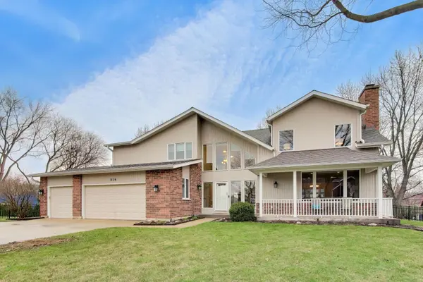 1604 Pleasant CT,  Libertyville,  IL 60048