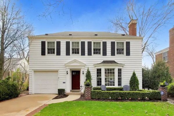 105 Lakeside PL,  Highland Park,  IL 60035