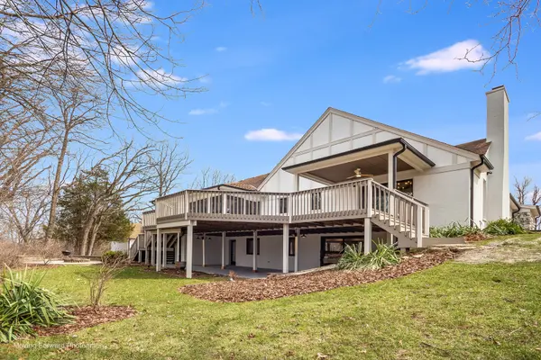 674 Plum Tree RD, Barrington Hills, IL 60010